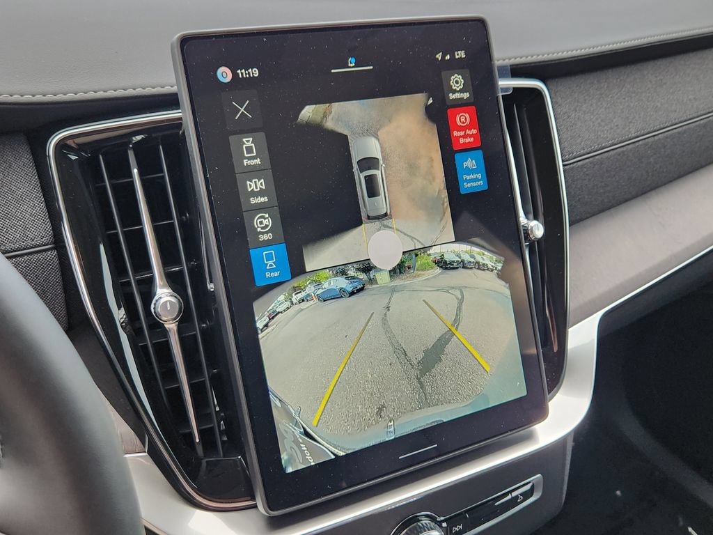 New 2026 Volvo XC90 T8 Ultra w/ Protection Package AWD/4WD image 9
