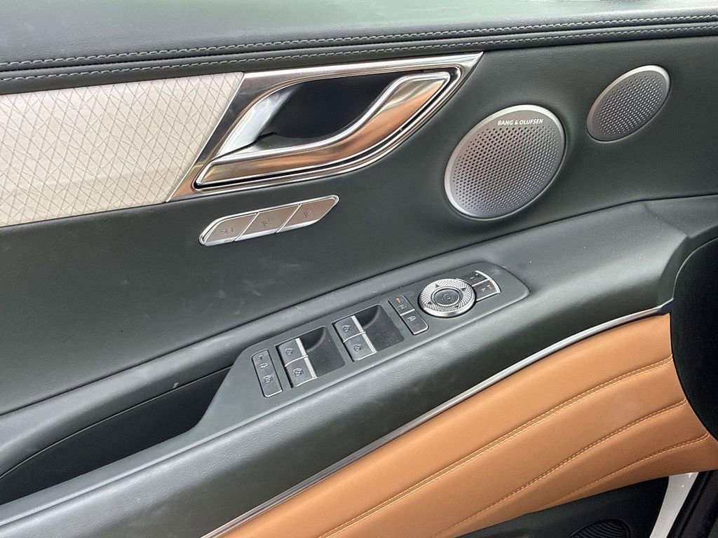 Used 2025 Genesis GV80 3.5T Prestige image 29