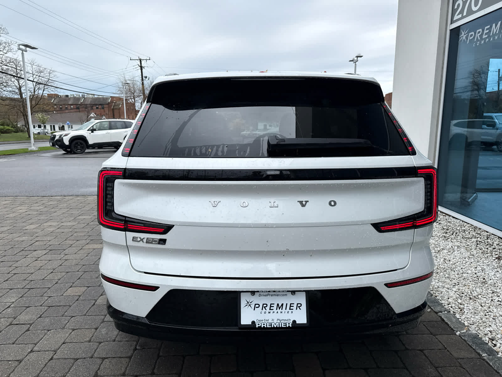 New 2026 Volvo EX90 Plus AWD/4WD image 14