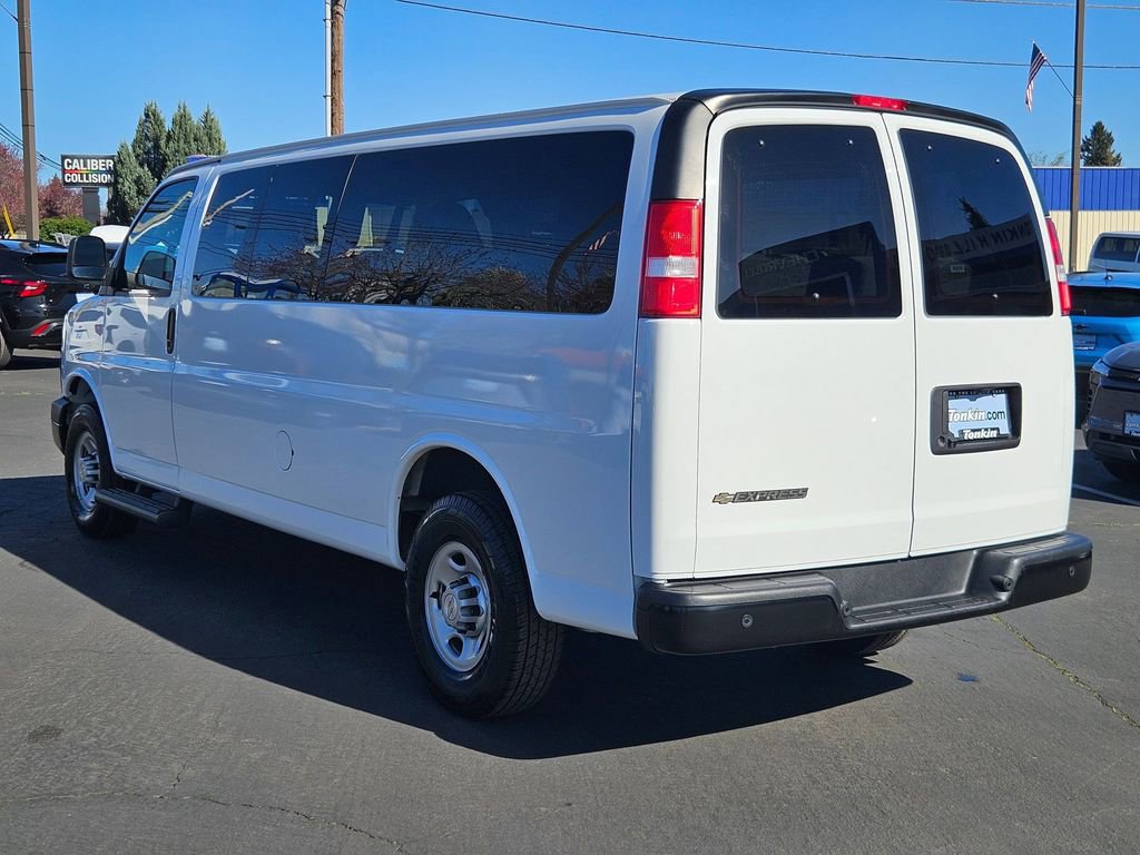Used 2023 Chevrolet Express 3500 LS image 4
