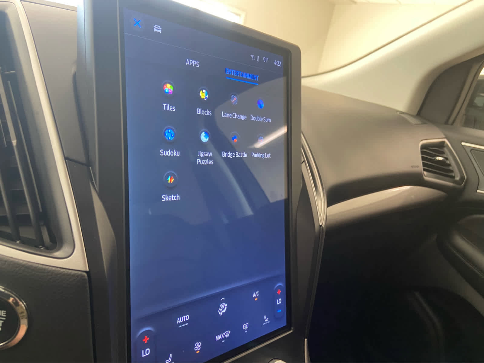 Used 2024 Ford Edge SEL image 26