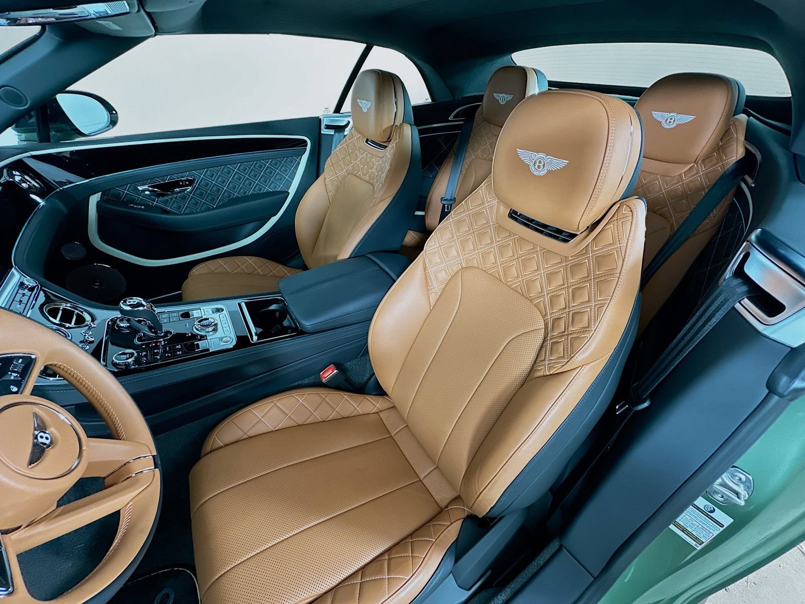 Used 2024 Bentley Continental GT Mulliner AWD/4WD image 36