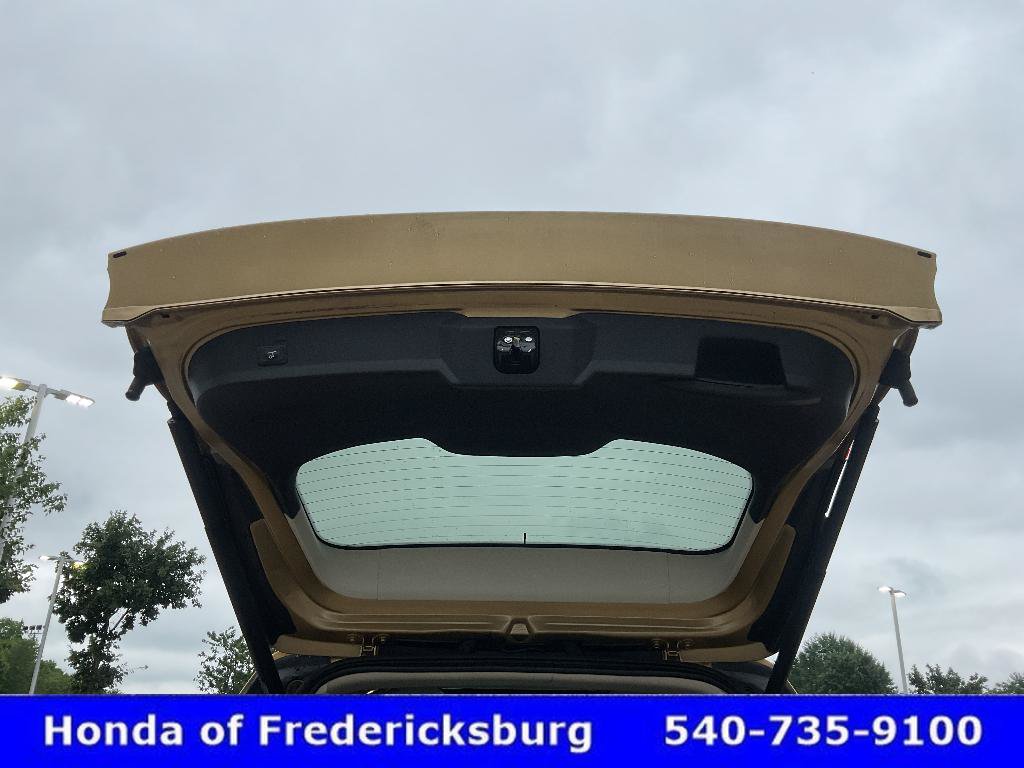 Used 2014 Ford Escape SE w/ SE Chrome Package FWD image 16