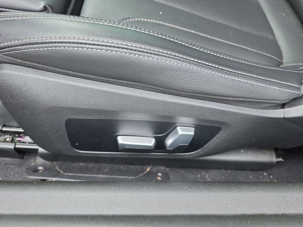Used 2022 BMW 230i Coupe w/ Convenience Package RWD image 20