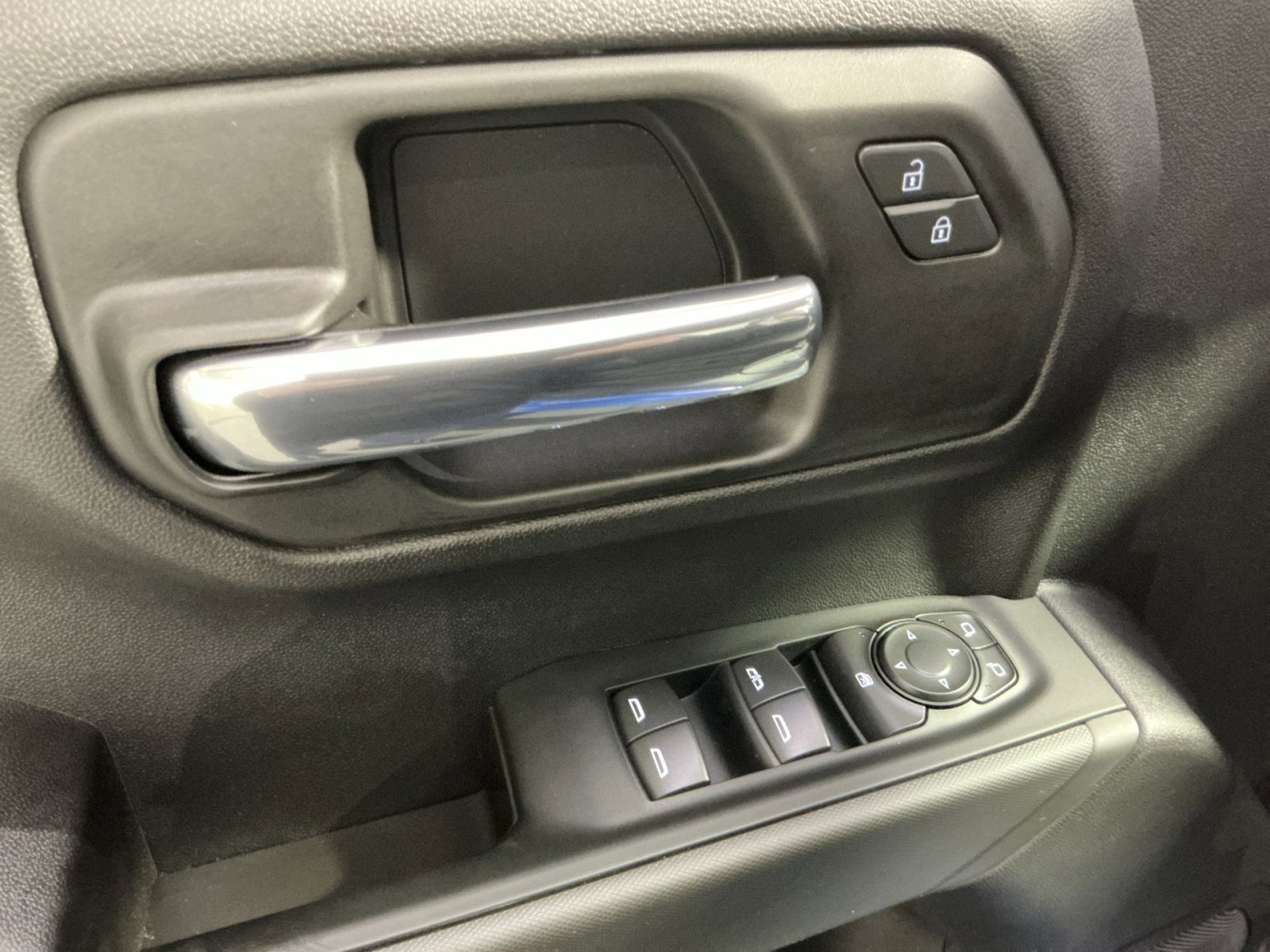 New 2026 Chevrolet Silverado 1500 Custom image 23