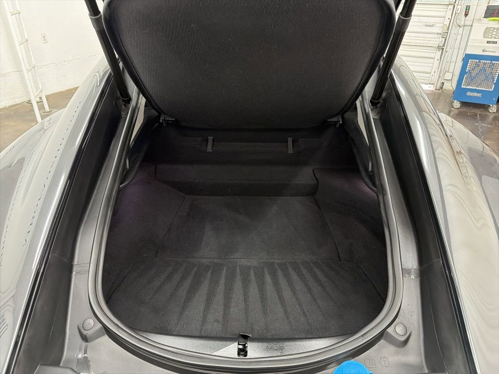 Used 2020 Jaguar F-TYPE R-Dynamic image 18