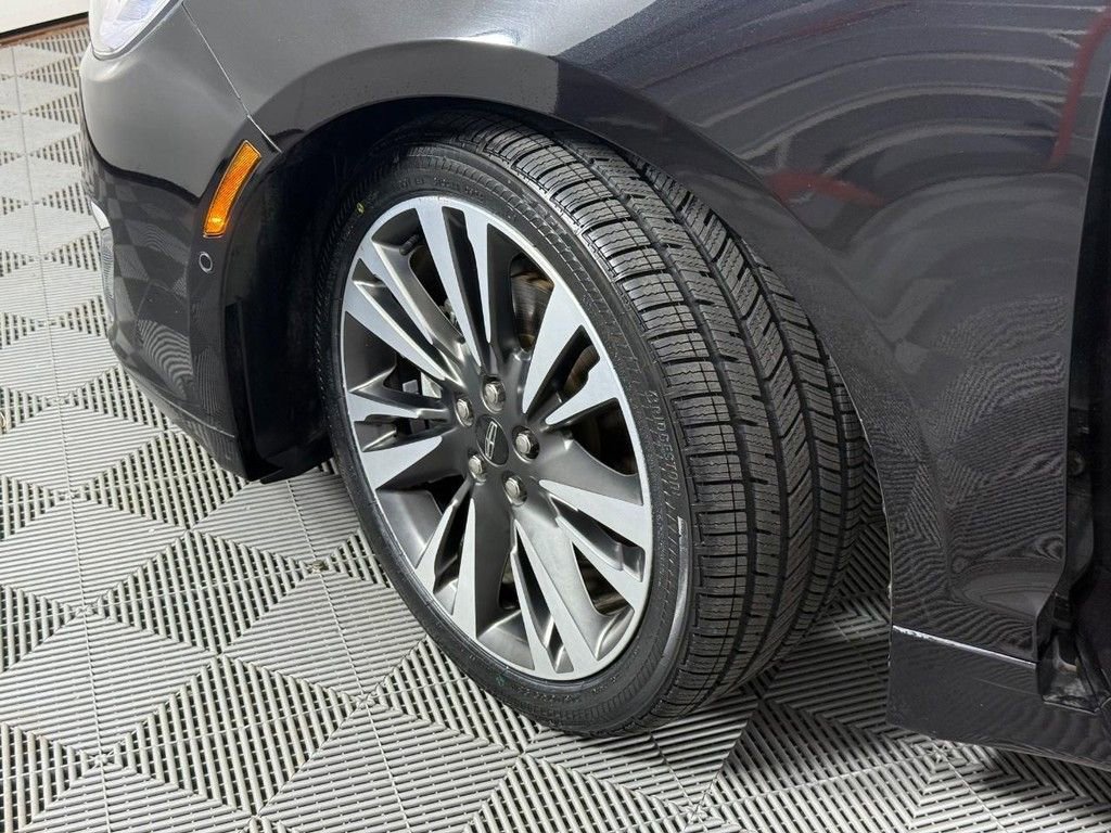 Used 2020 Lincoln MKZ Reserve image 13