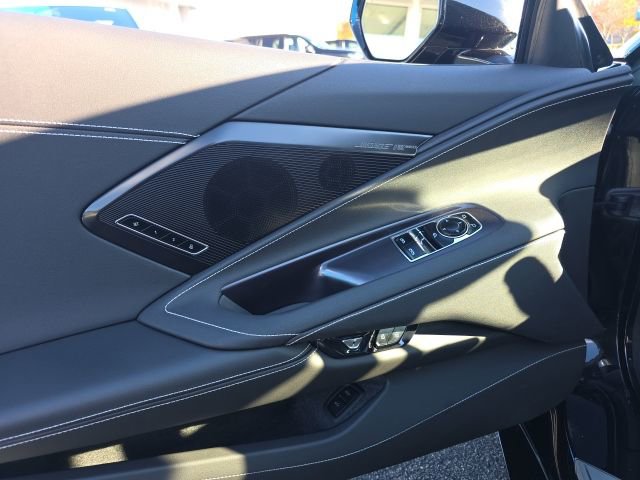 Used 2025 Chevrolet Corvette Stingray Preferred Cpe w/ Z51 Performance Package image 14