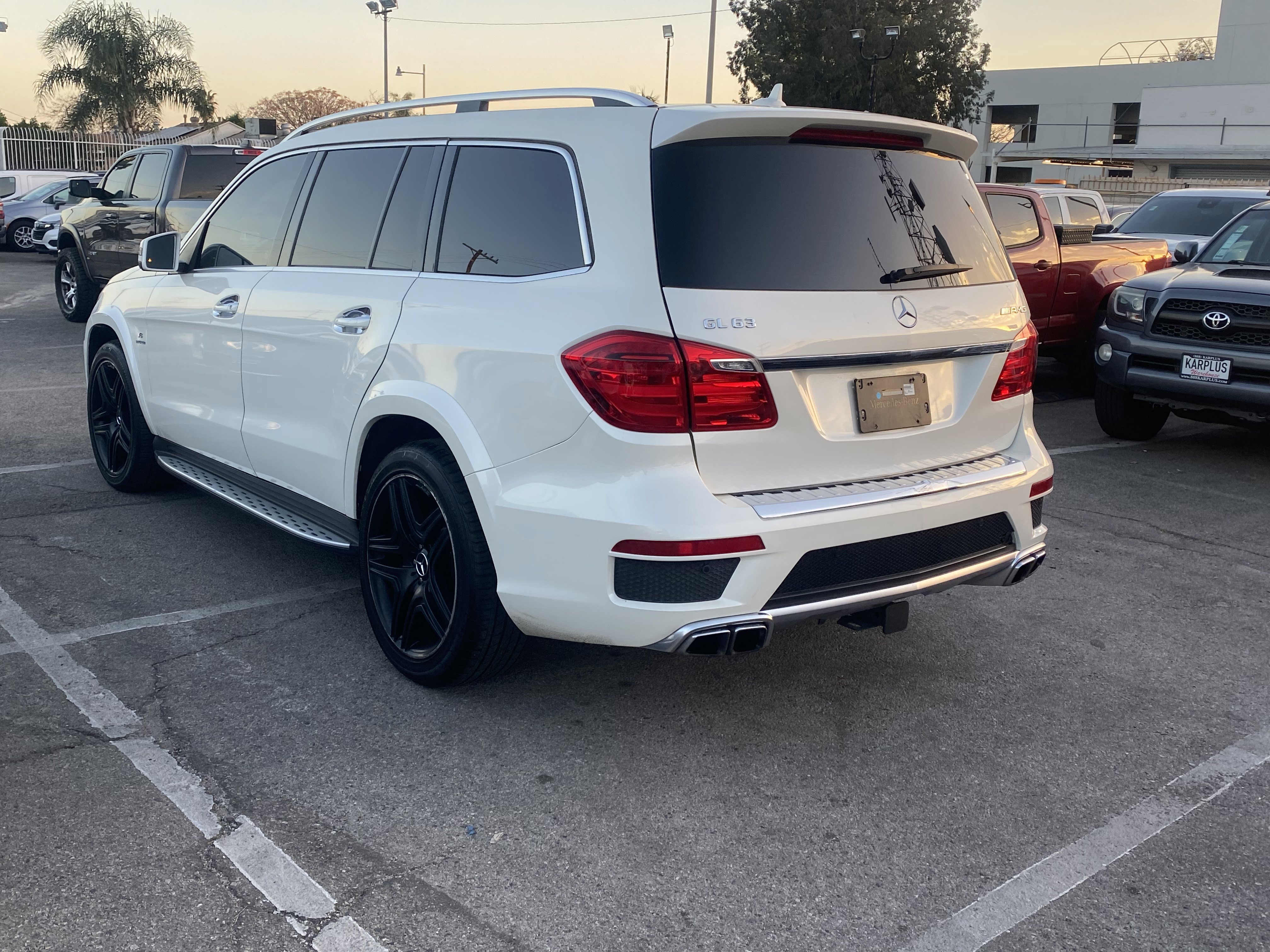 Used 2016 Mercedes-Benz GL 63 AMG 4MATIC image 9