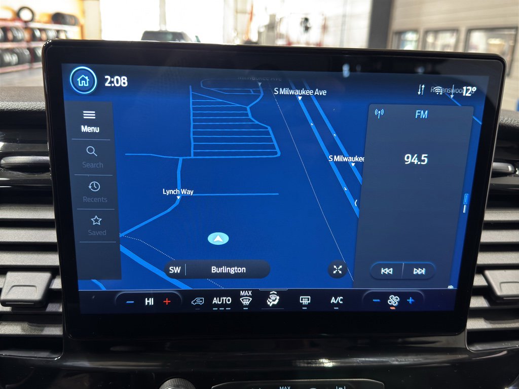 Used 2024 Ford Transit 350 XLT image 25