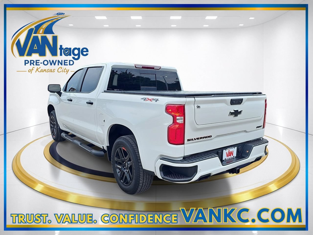 Certified 2026 Chevrolet Silverado 1500 RST w/ Redline Edition AWD/4WD image 9