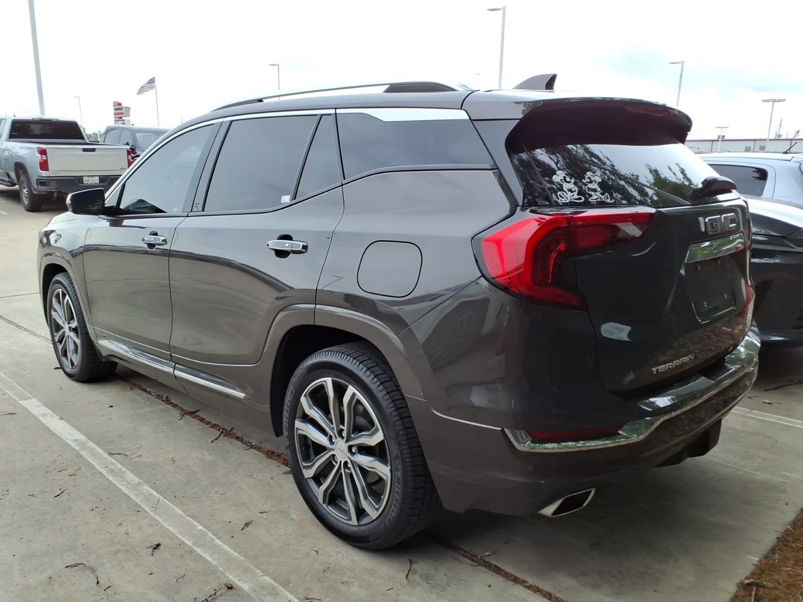 Used 2019 GMC Terrain Denali w/ Advanced Safety Package image 2