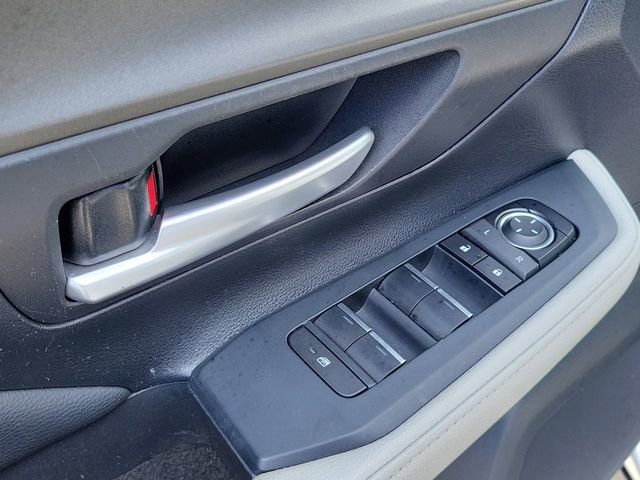 Used 2025 Toyota Grand Highlander FWD image 12