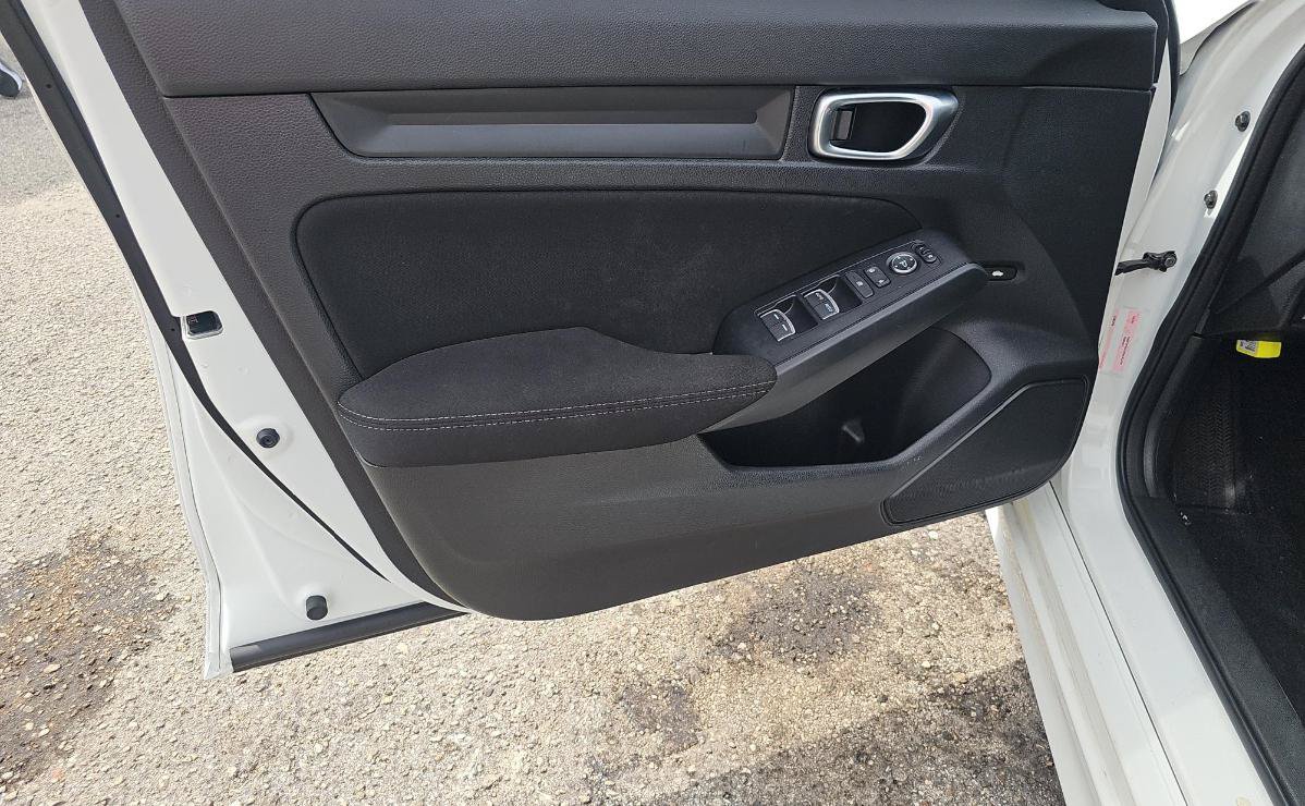 Used 2023 Honda Civic Sport image 10