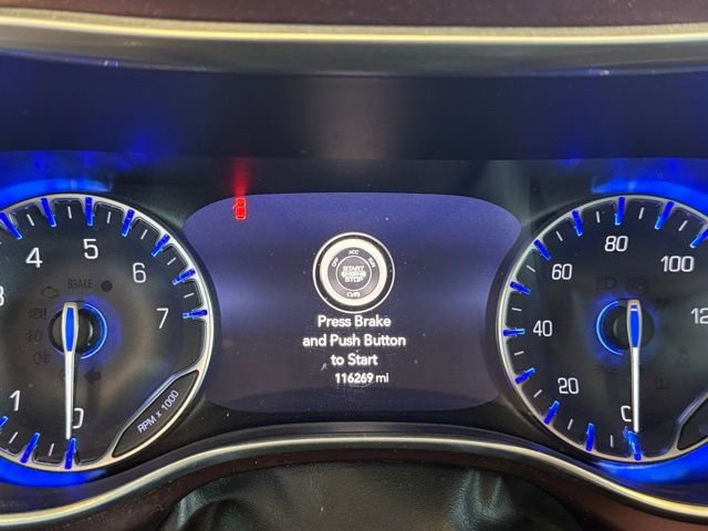 Used 2018 Chrysler Pacifica Limited w/ Tire & Wheel Group image 12