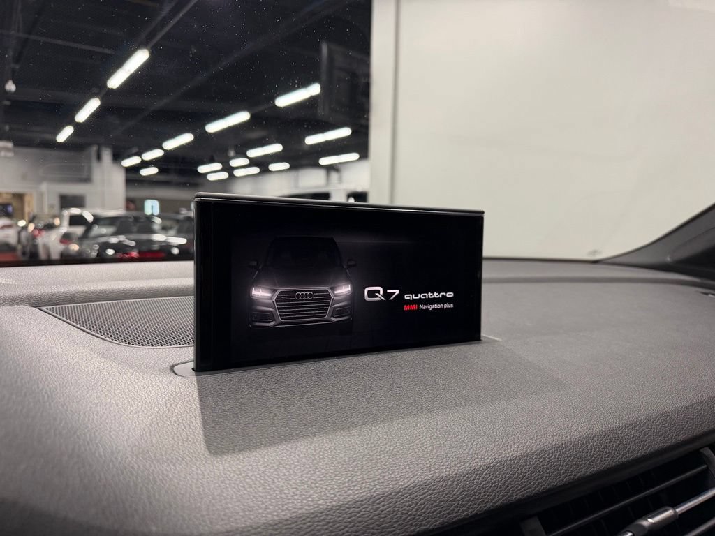 Used 2018 Audi Q7 3.0T Prestige AWD/4WD image 45