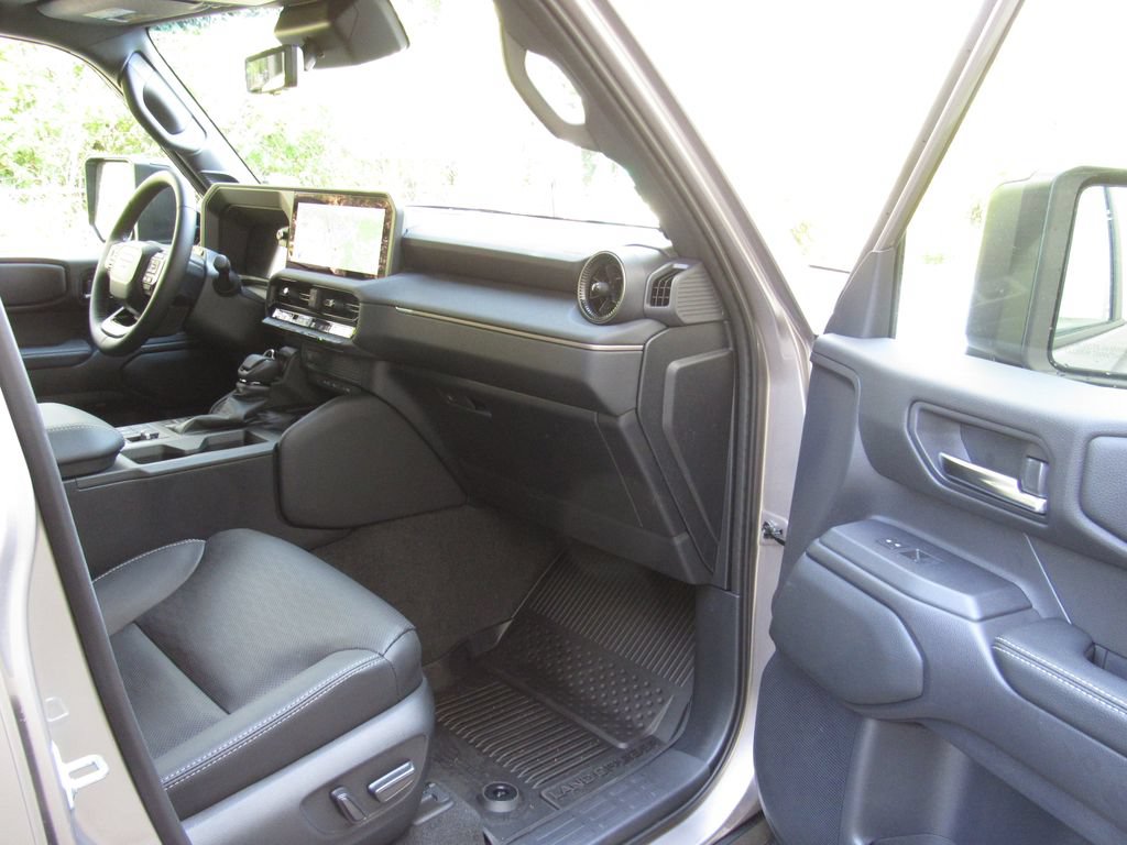 Used 2027 Toyota Land Cruiser w/ Premium Package AWD/4WD image 17