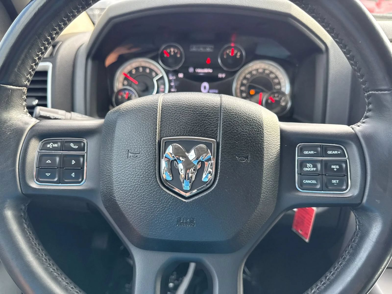 Used 2017 RAM 1500 Lone Star AWD/4WD image 16