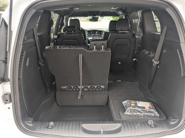 New 2025 Chrysler Voyager LX FWD image 12