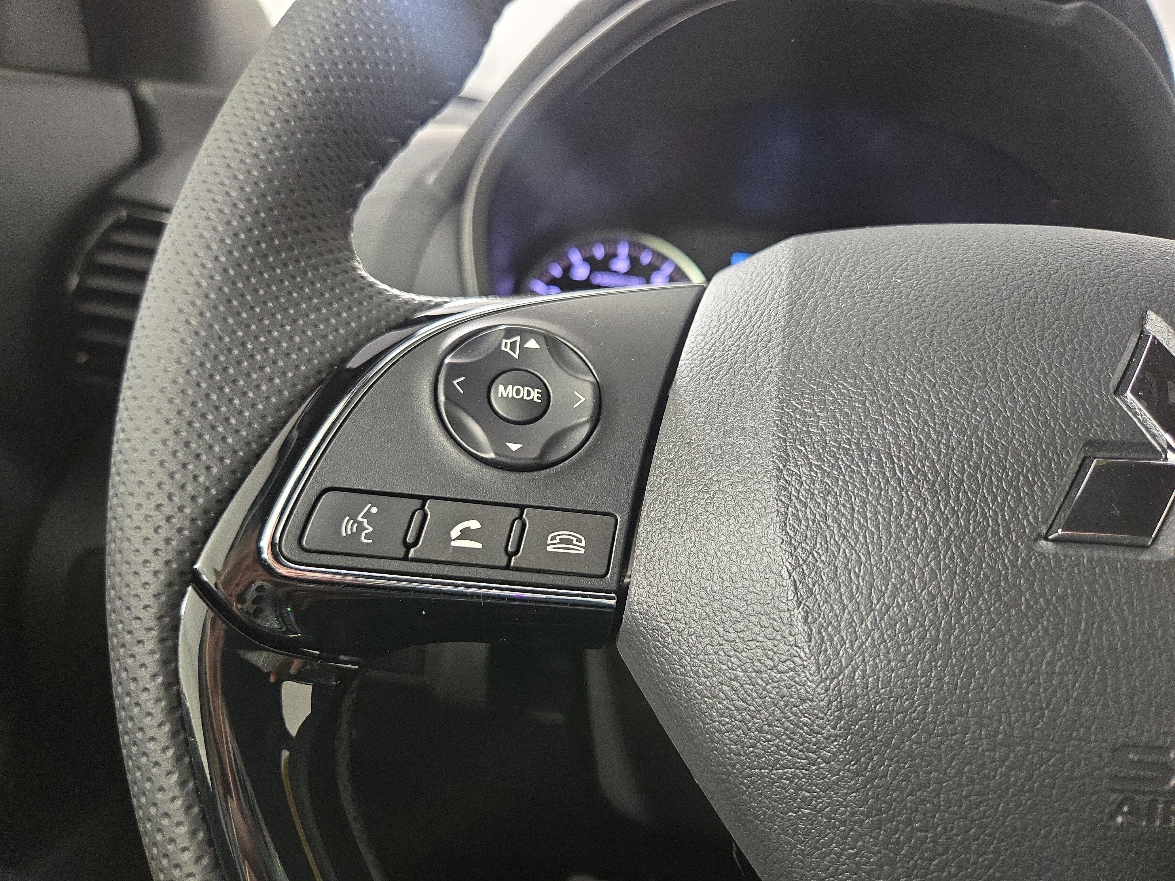 New 2026 Mitsubishi Eclipse Cross Black Edition image 14