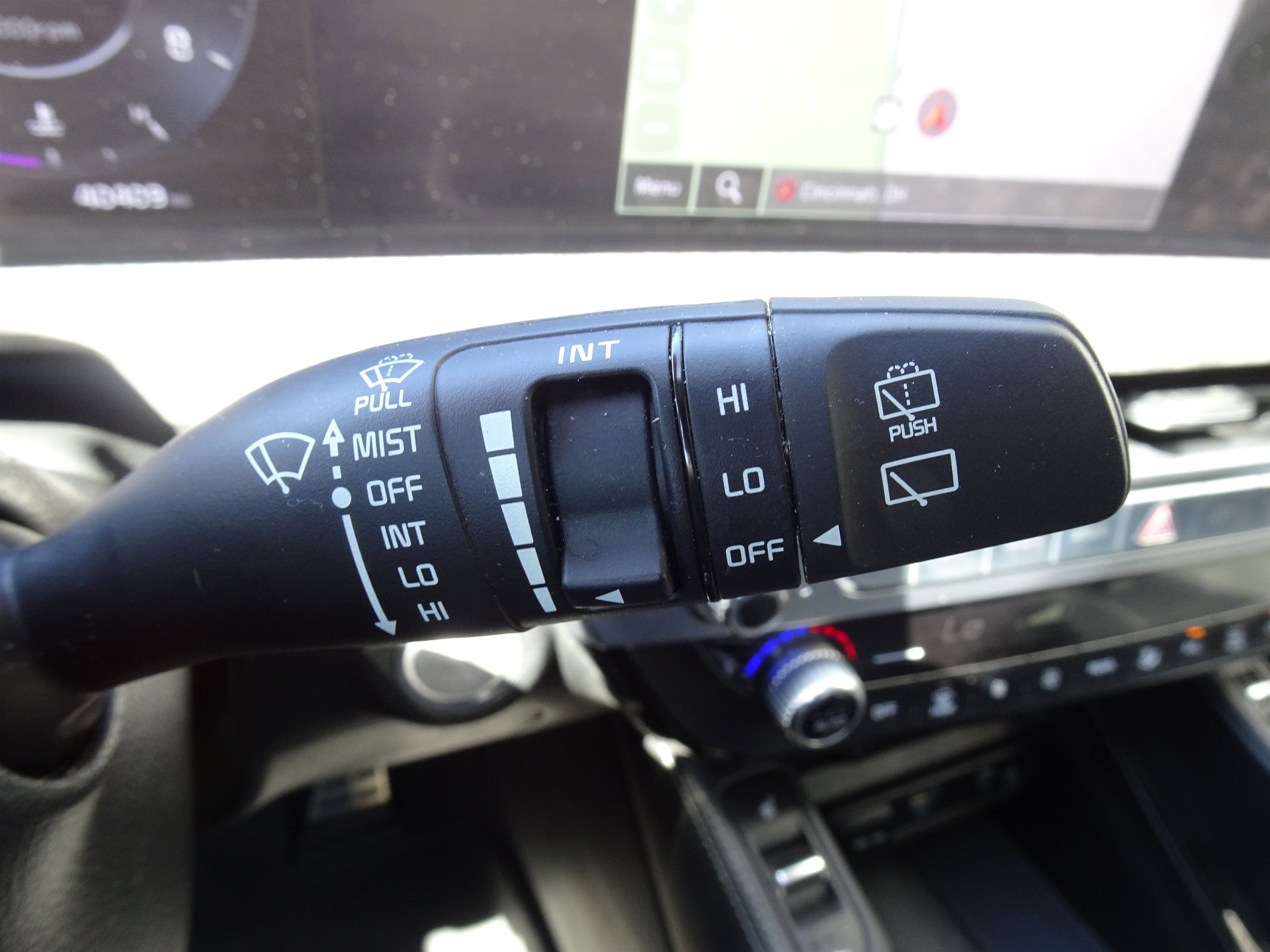 Used 2023 Kia Telluride SX FWD image 28