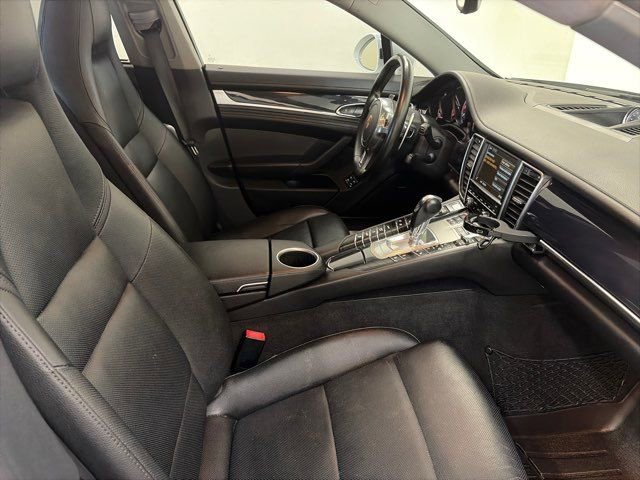 Used 2015 Porsche Panamera 4S image 34