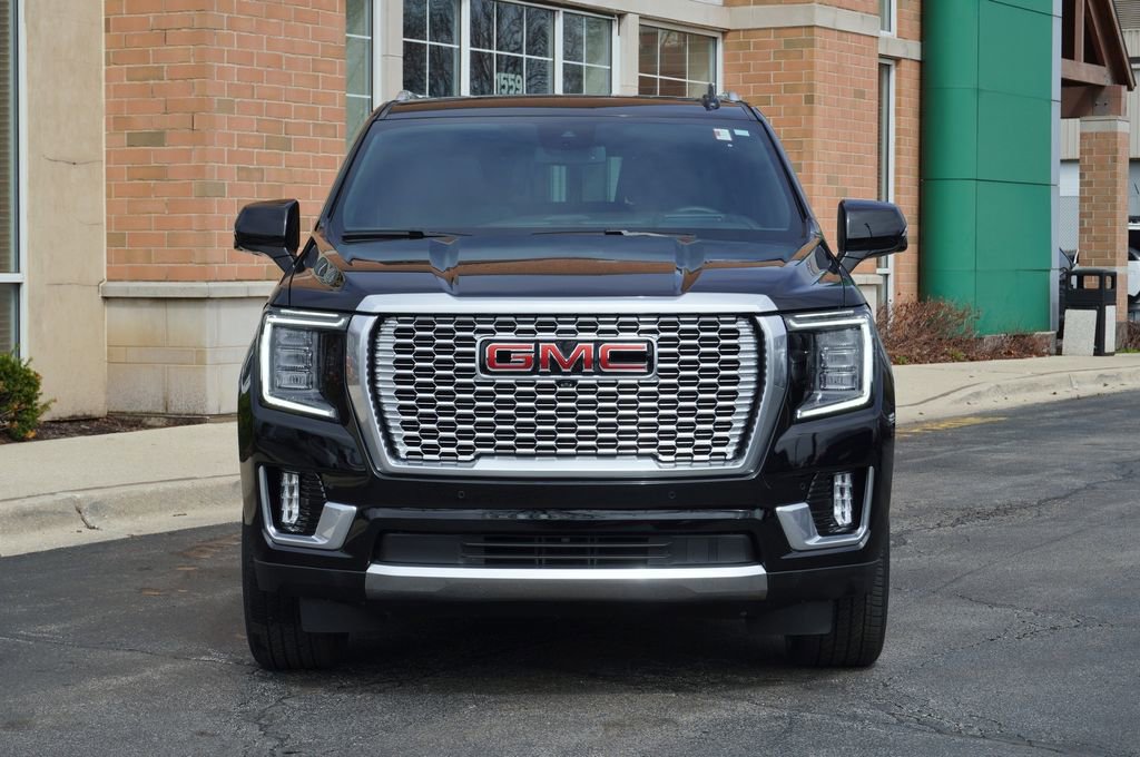 Used 2023 GMC Yukon Denali image 3