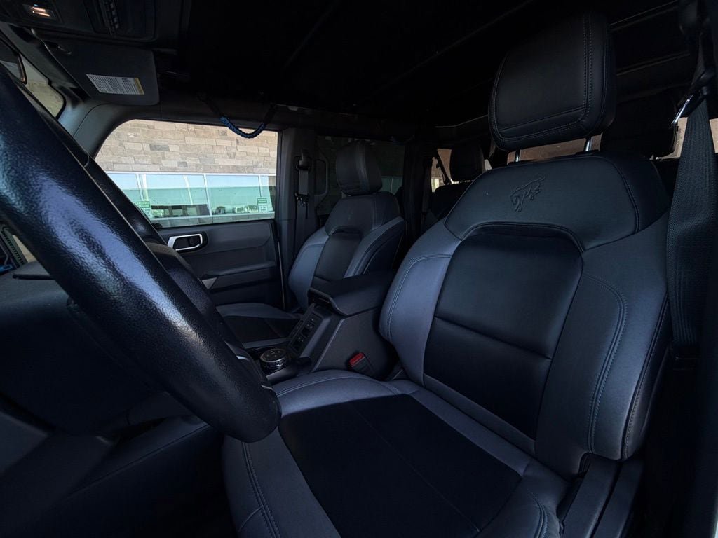 Used 2022 Ford Bronco Black Diamond AWD/4WD image 6