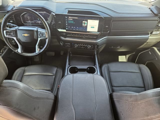 Used 2025 Chevrolet Silverado 2500 LTZ w/ LTZ Premium Package AWD/4WD image 31