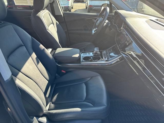 Used 2023 Audi Q7 3.0T Premium w/ Convenience Package image 37