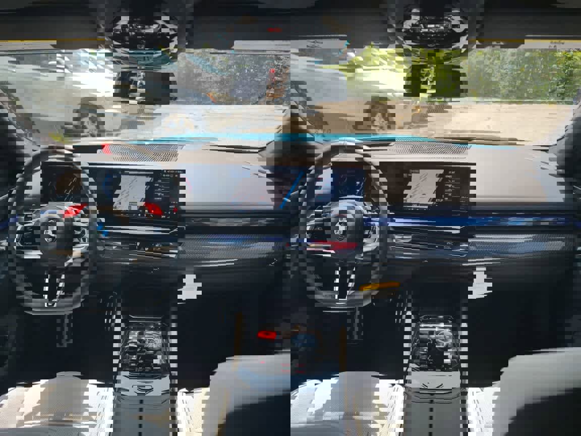 New 2026 BMW M5 w/ Executive Package image 21