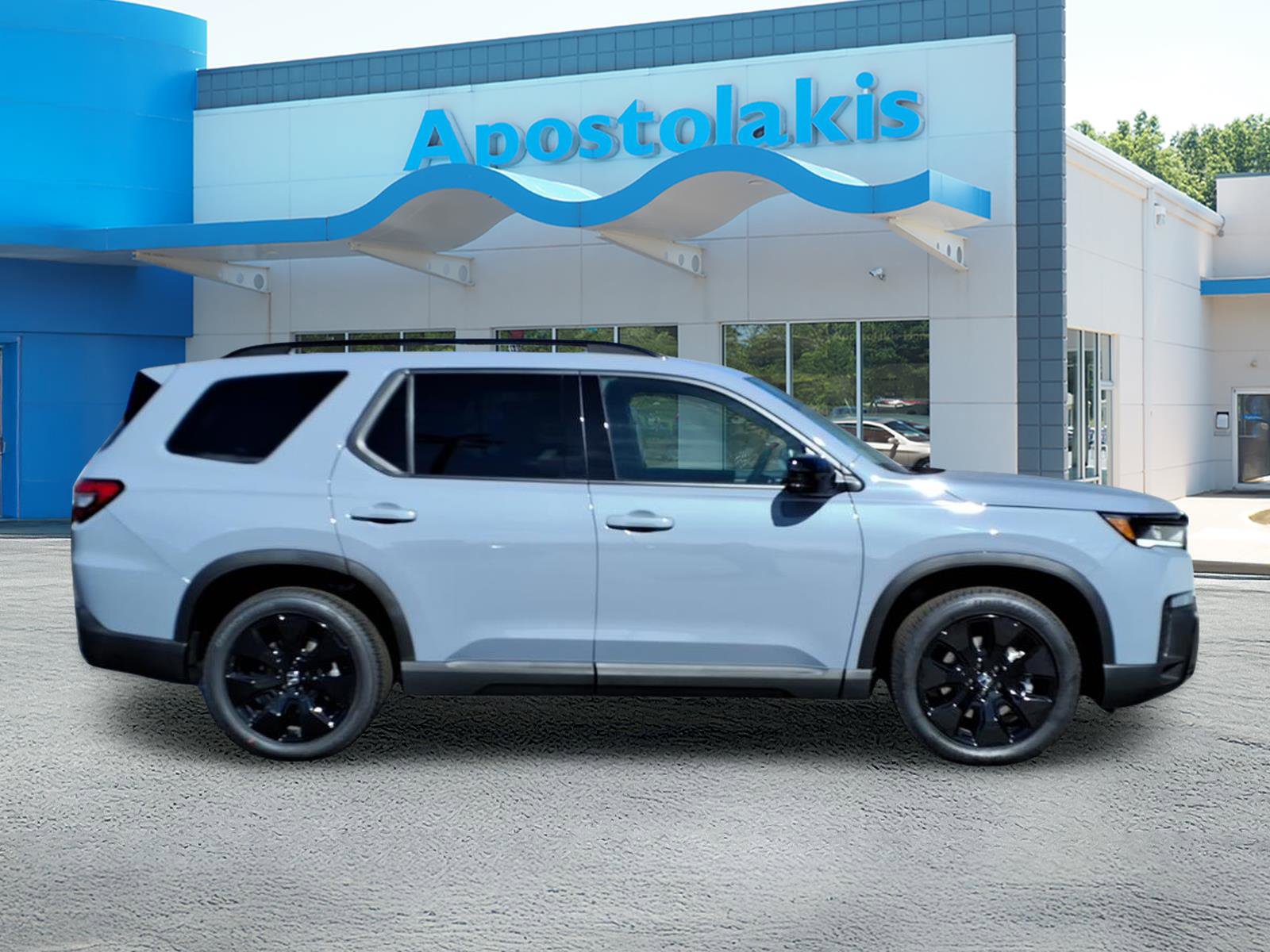 New 2026 Honda Pilot Black Edition image 2