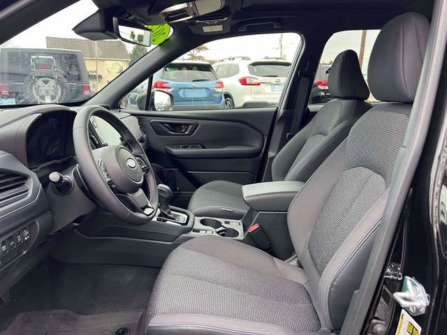 Used 2025 Subaru Forester Premium AWD/4WD image 15