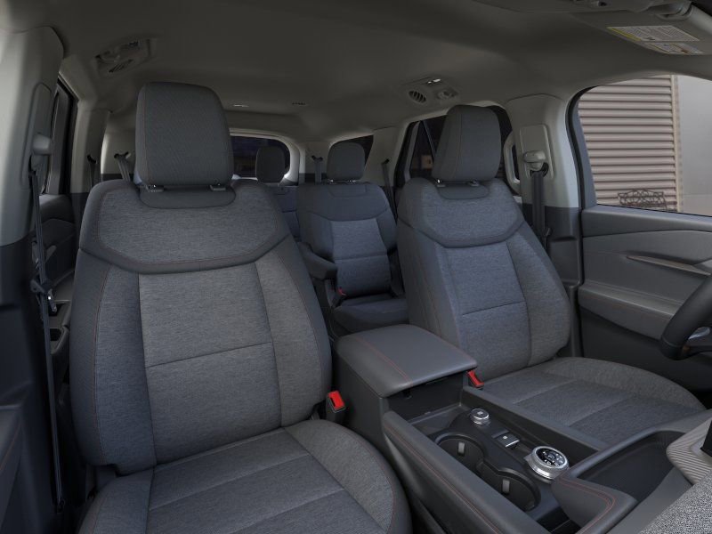 New 2026 Ford Explorer Active RWD image 10
