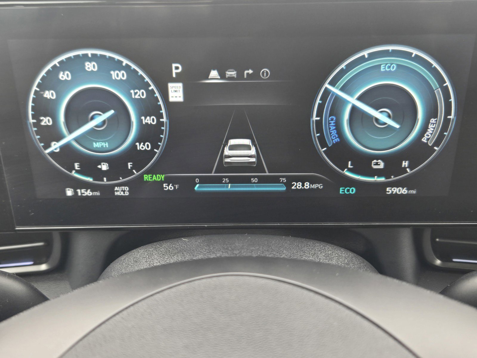 Used 2025 Hyundai Elantra SEL w/ Cargo Package image 24