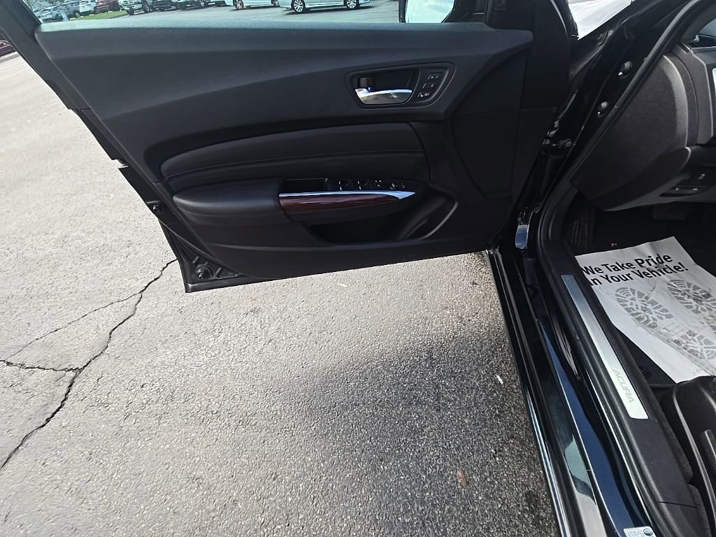 Used 2015 Acura TLX V6 SH-AWD w/ Technology Pkg image 12