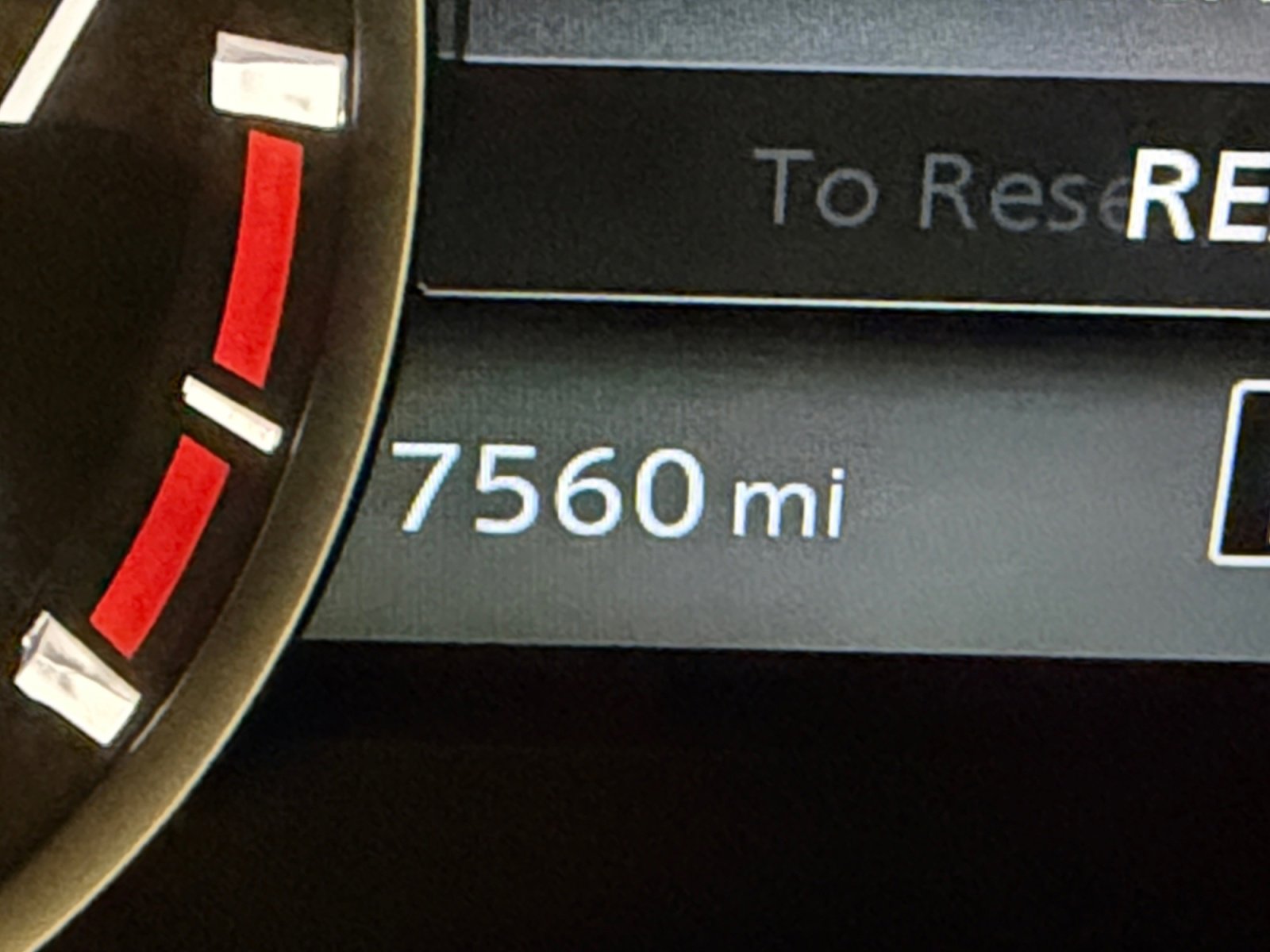 Used 2024 Nissan Frontier SL w/ Technology Package image 2