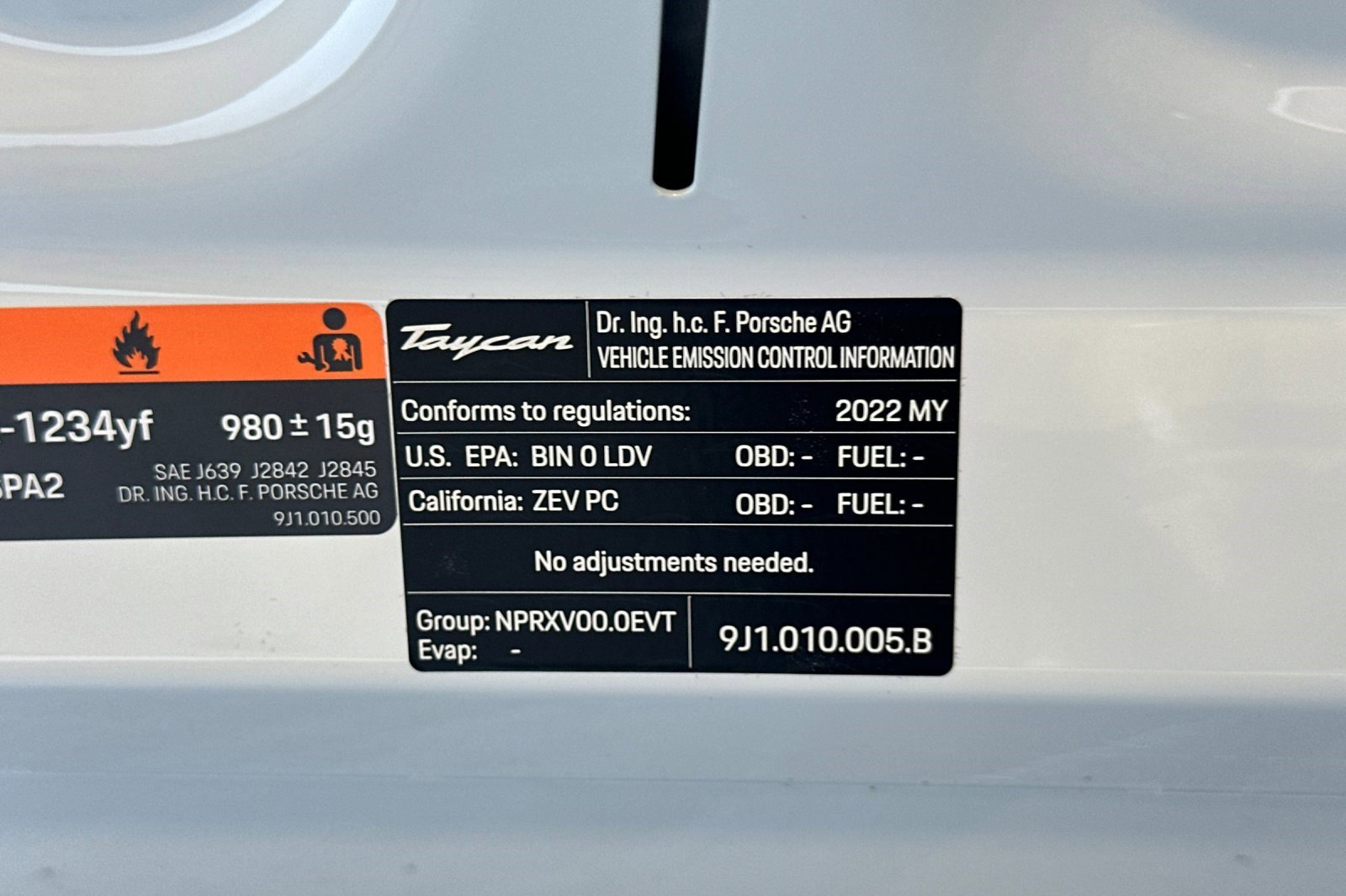 Used 2022 Porsche Taycan 4S image 20