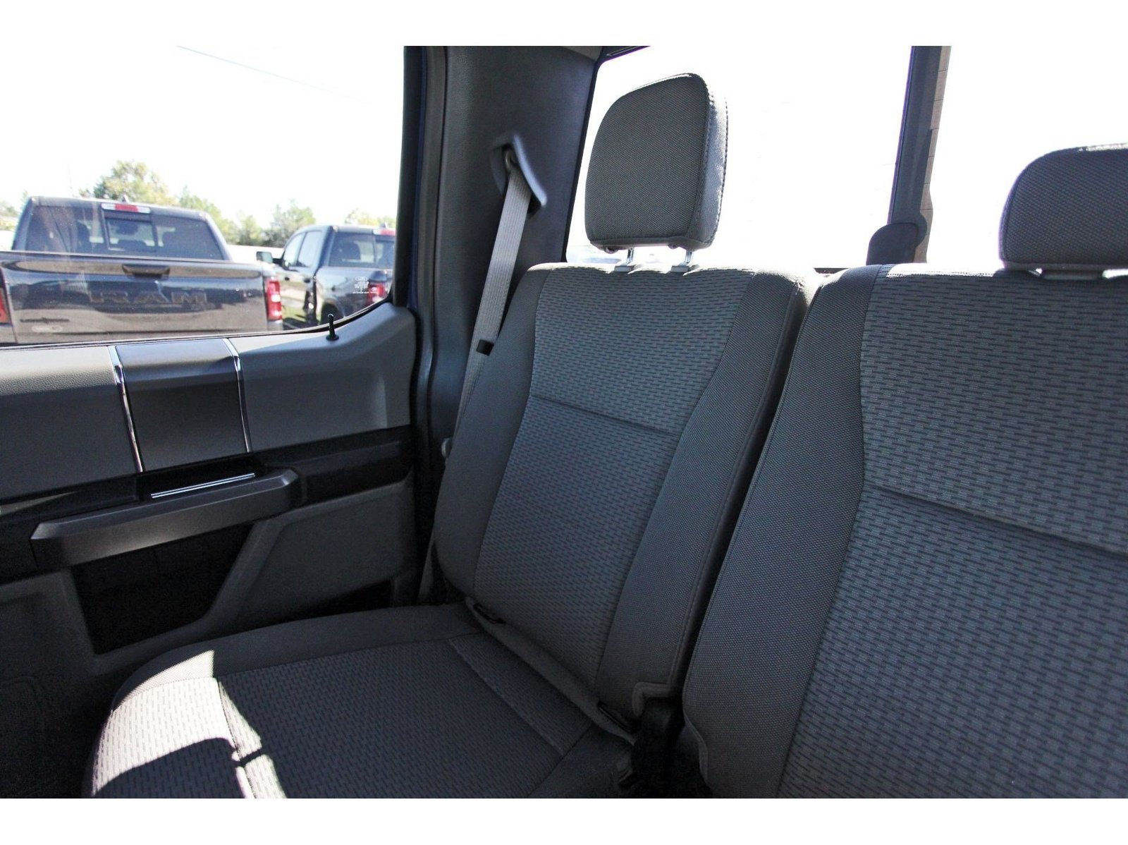 Used 2019 Ford F150 XLT w/ Equipment Group 302A Luxury AWD/4WD image 14