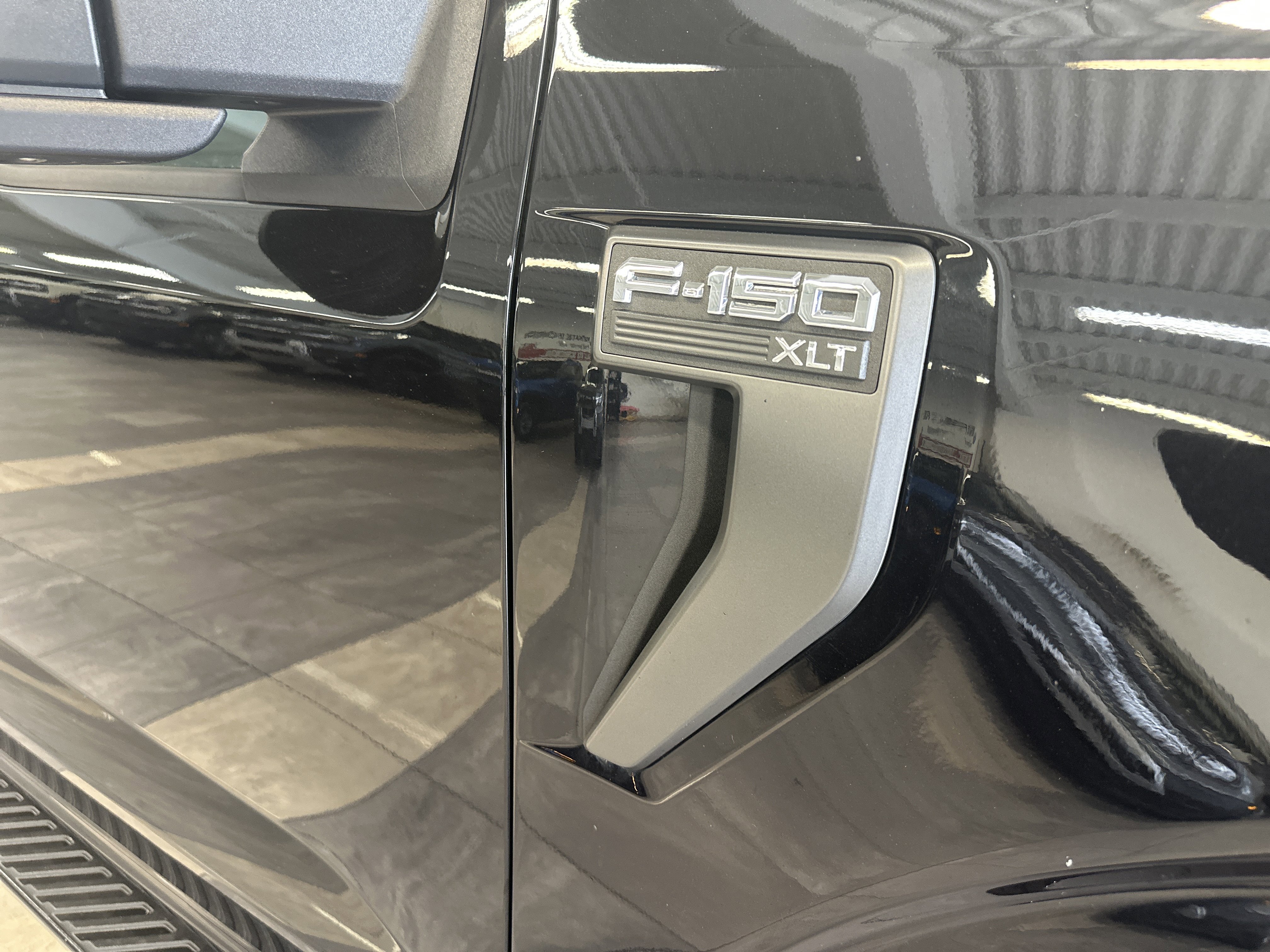 Used 2023 Ford F150 XLT w/ Equipment Group 302A High image 10