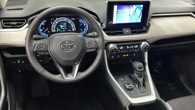 Used 2025 Toyota RAV4 XLE w/ Convenience Package AWD/4WD image 23