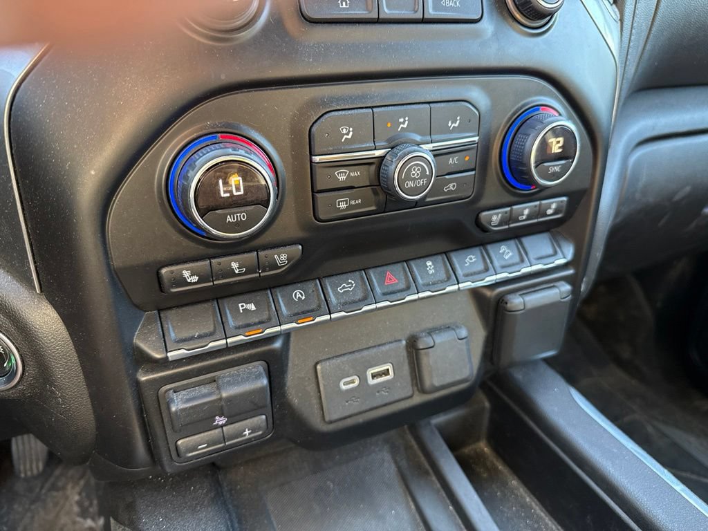 Used 2019 Chevrolet Silverado 1500 LTZ w/ LTZ Plus Package AWD/4WD image 17