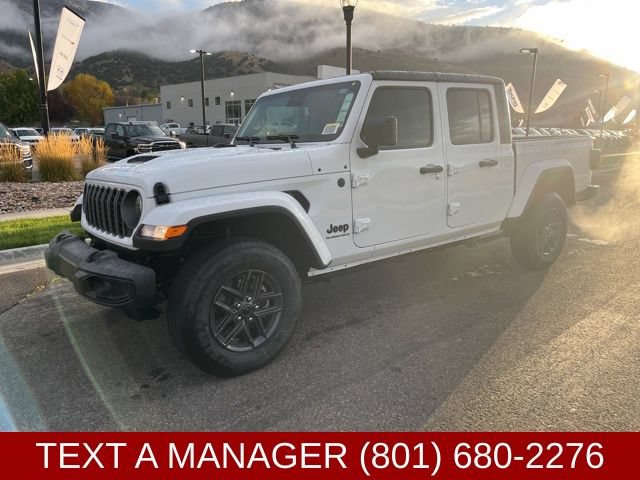 New 2025 Jeep Gladiator Sport AWD/4WD image 8