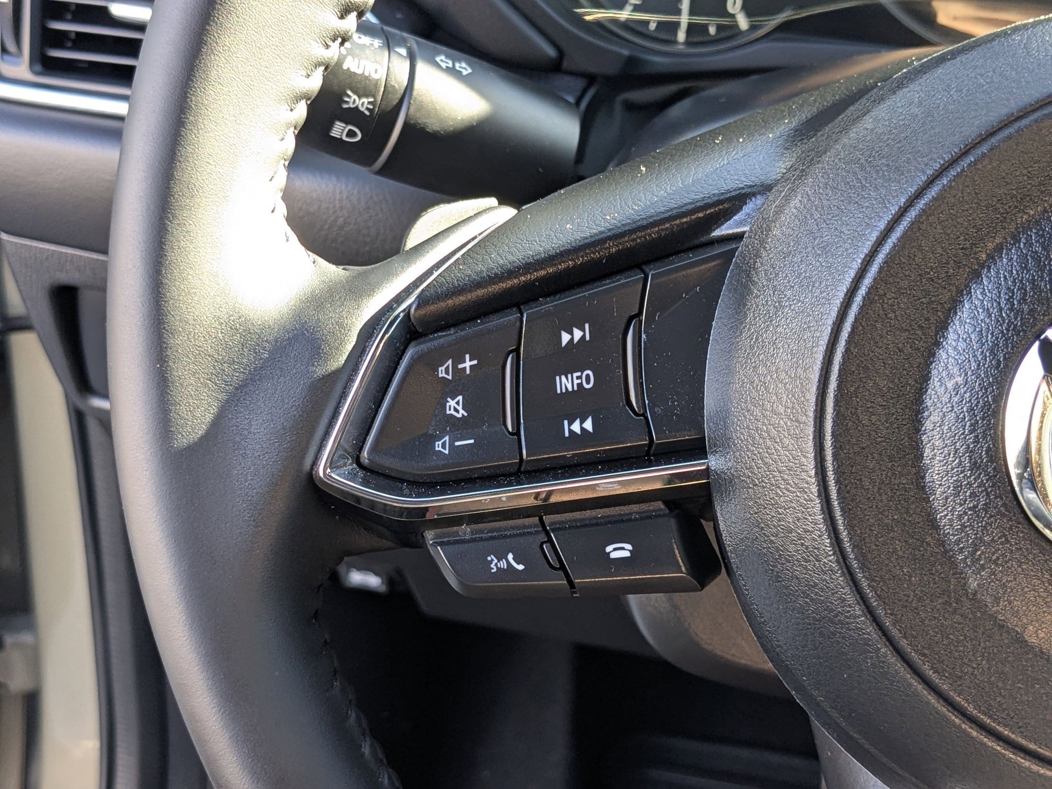 Used 2025 MAZDA CX-5 Carbon Edition image 18