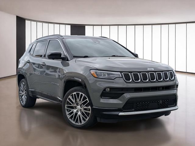 Used 2023 Jeep Compass Limited w/ Elite Group AWD/4WD image 23