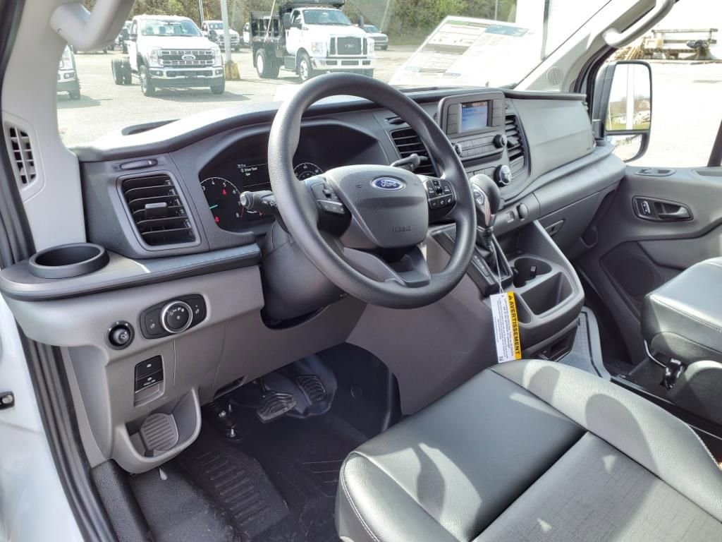 New 2024 Ford Transit 350 Low Roof image 9