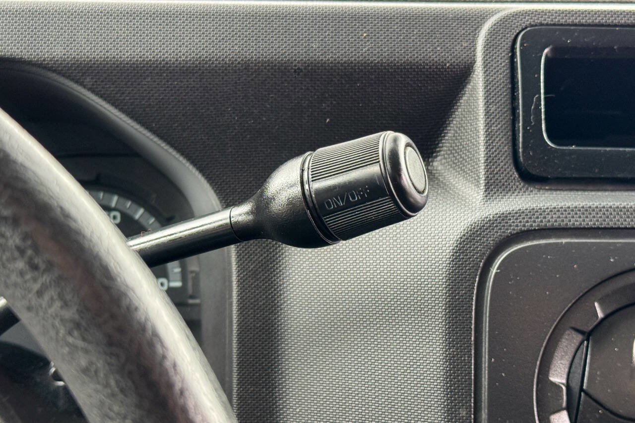 Used 2011 Ford E-350 and Econoline 350 Extended Super Duty w/ PWR Group RWD image 28