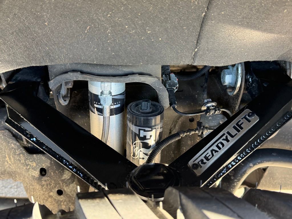 Used 2024 GMC Sierra 3500 Denali Ultimate AWD/4WD image 32