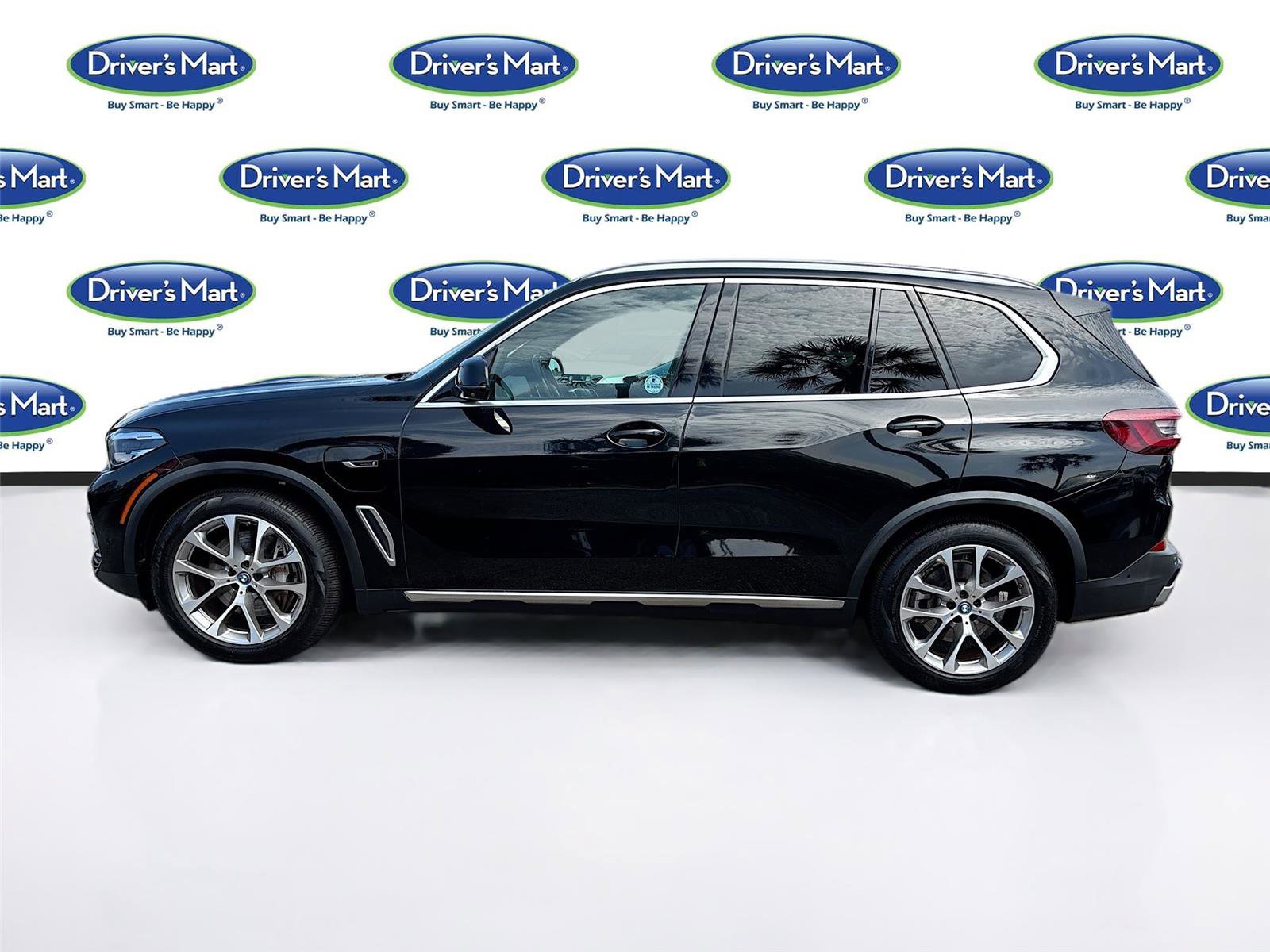 Used 2022 BMW X5 xDrive45e w/ Parking Assistance Package AWD/4WD image 4