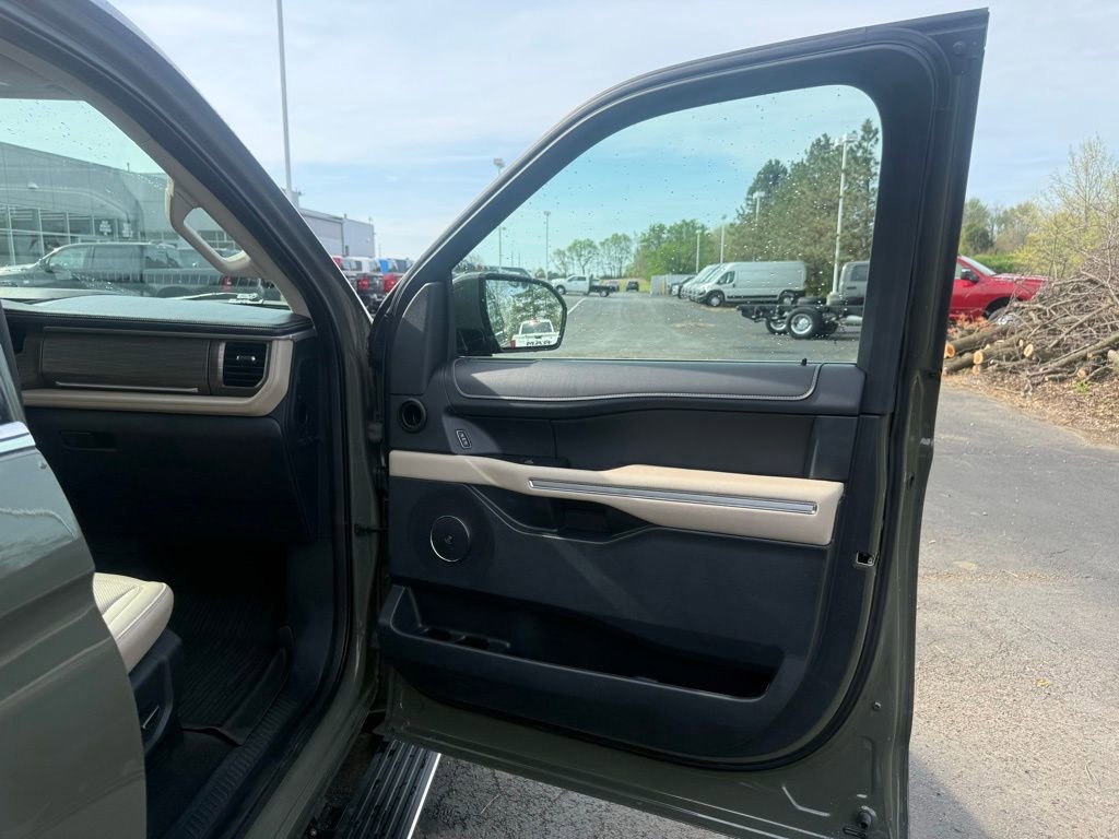 Used 2024 Ford Expedition Max Limited w/ Excursion Package AWD/4WD image 69